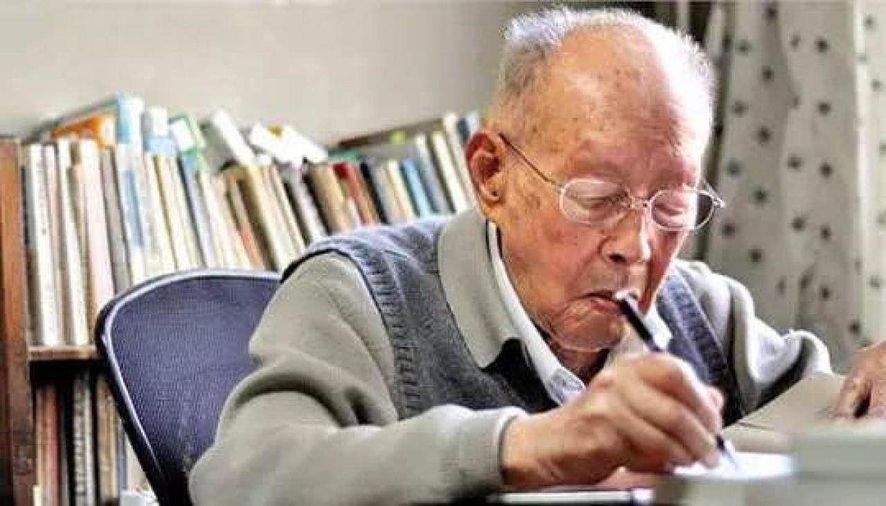 4、老人活不过一年的表现:老人临终前的生理表现的征兆