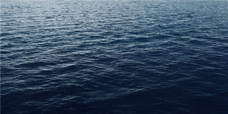 长相漂亮但异性缘差的女人