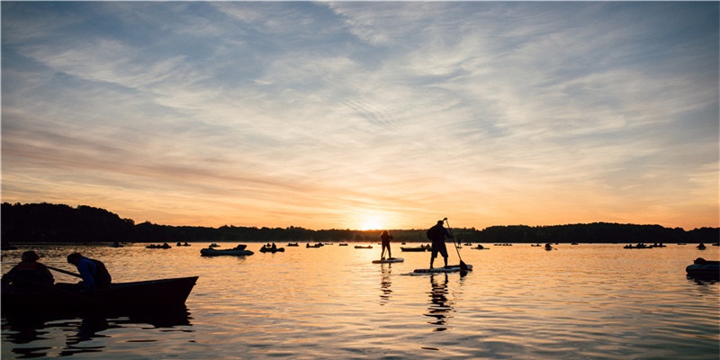 新婚第一天我就把老公惹哭了，没想到他却送我29件礼物