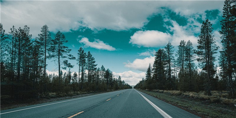 2021年了，“财神”终于学会看股票，“灶王爷”成了头顶饭锅的肌肉男