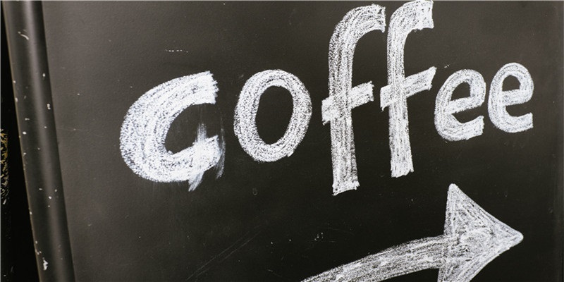 谁说尖下巴才出美人？这11位下巴凹陷还有沟的明星，个个霸气非凡