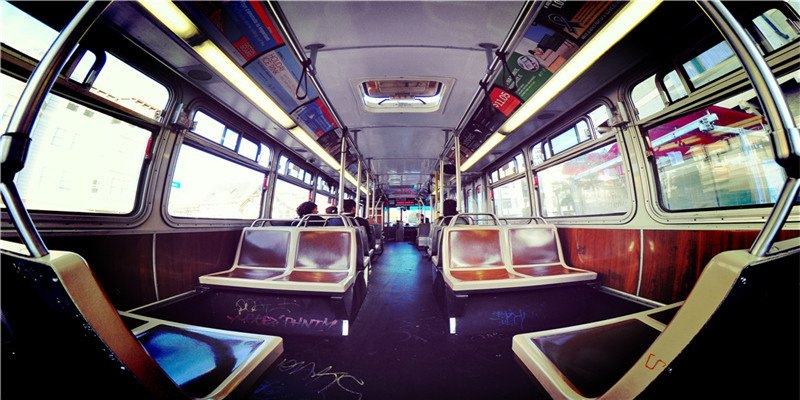 10岁拜师张大千、36岁替前夫“登报征婚”、45岁追求童年偶像，70岁的她传奇仍在继续