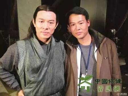 2、一个是李连杰替身，另一个年仅25岁，还有哪些因拍戏不幸身亡的明星？