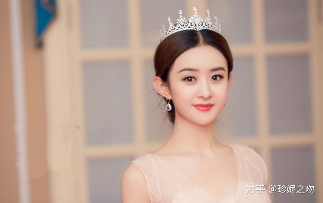 2、又欲又撩的名字:六个字诗意又撩人的游戏名字是什么?