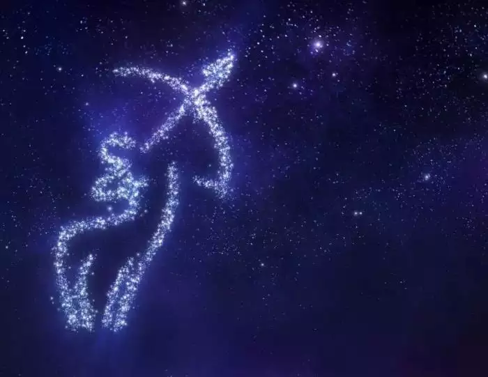 4、射手男喜欢的女生穿衣风格:最能吸引十二星座男生的打扮是怎样？