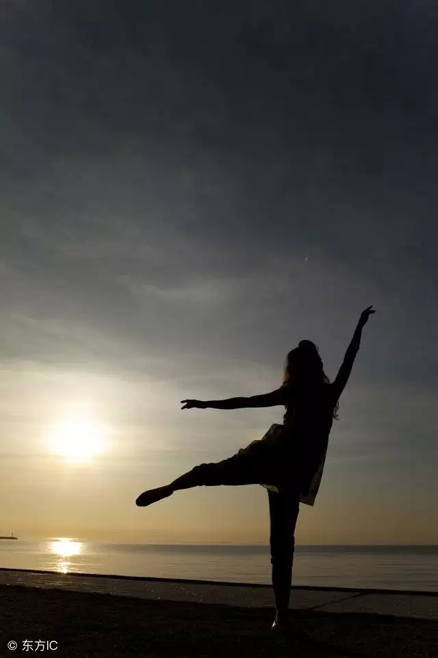 4、都是说牛五行属土,但是85年属牛的是海中金命,哪位高人解答!谢谢85年属牛的是海中