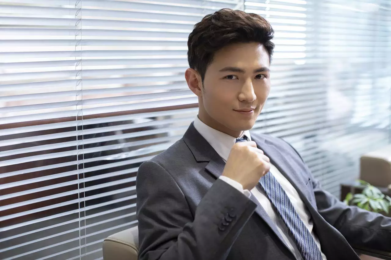 977年属蛇的今年多大年龄