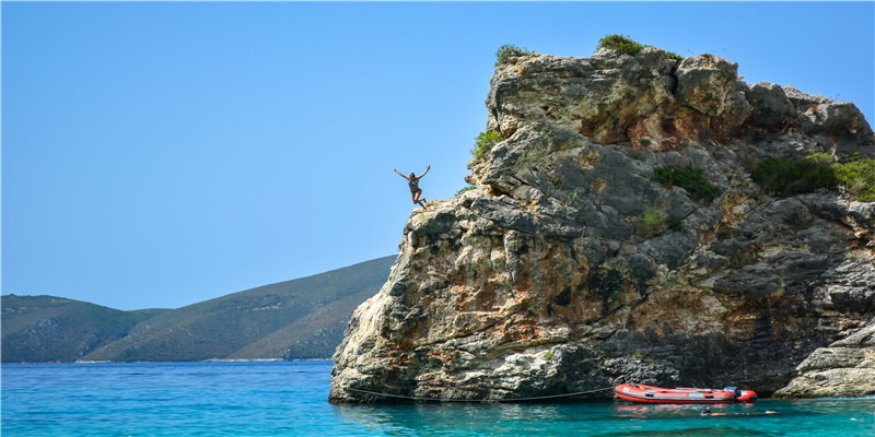 乌金满月凝静气—黑曜石