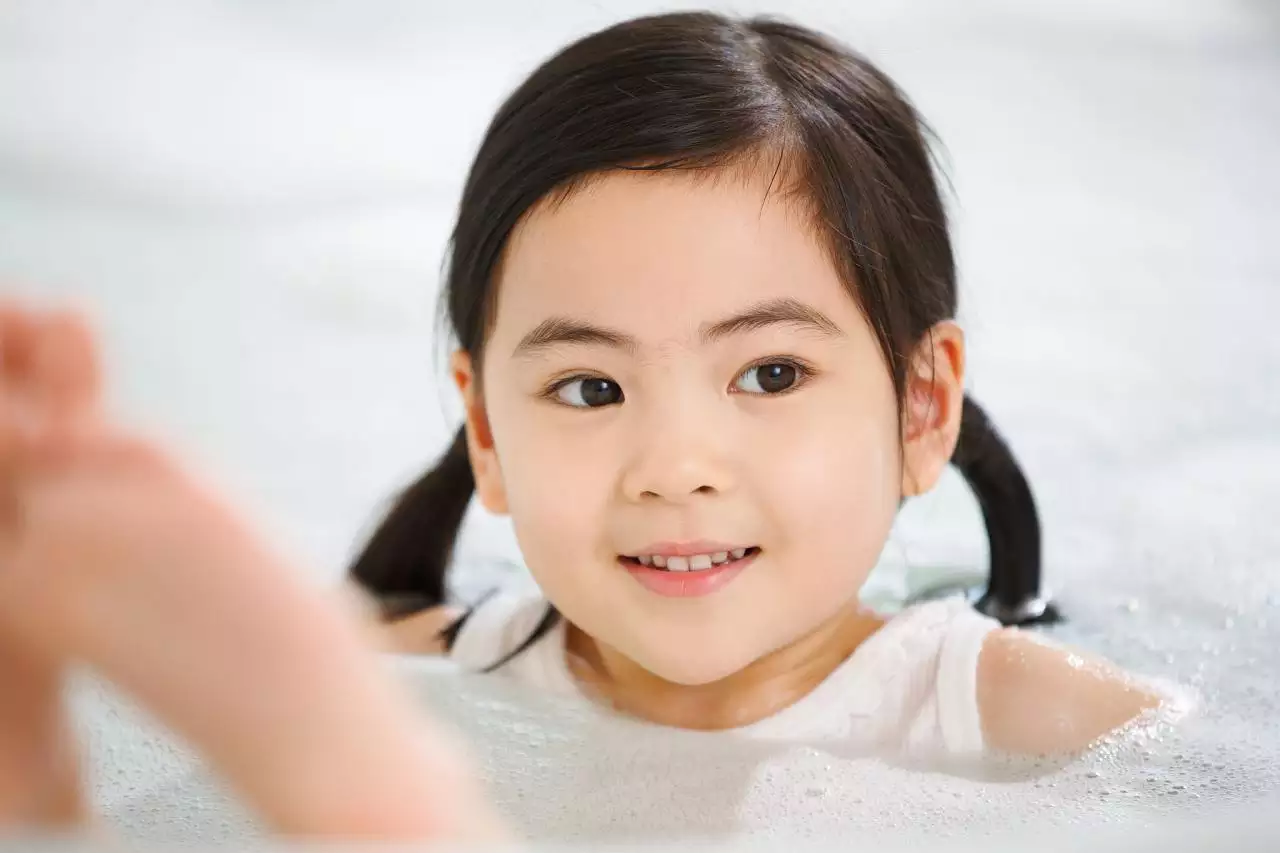 缺金100分女孩名字大全集 缺金缺水的女孩名字