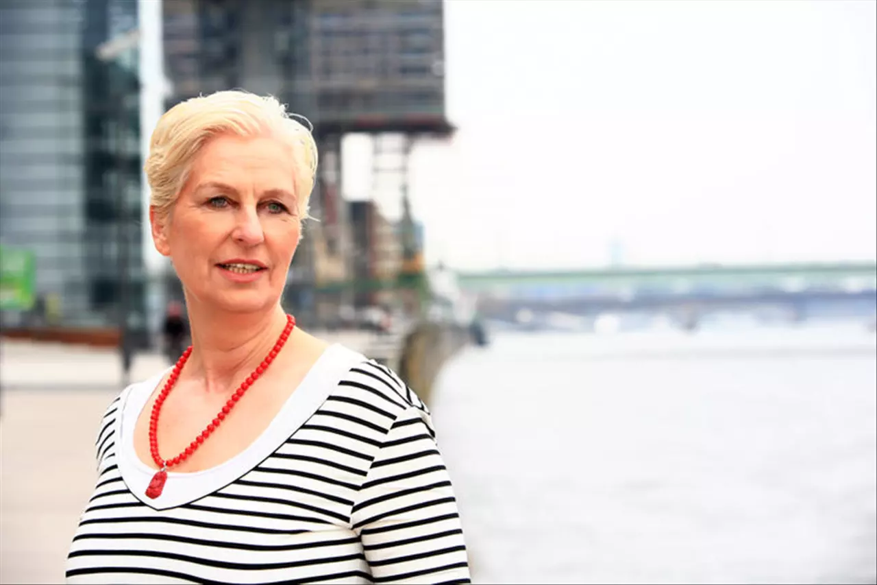 麦玲玲2022年运势测算免费 麦玲玲可信吗