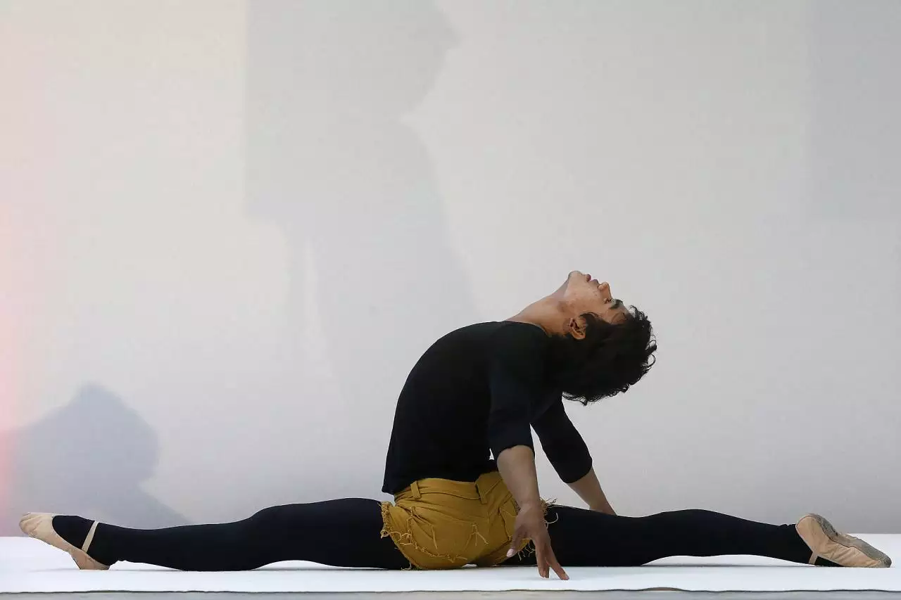 女性戴手镯千万不要戴在左手 金手镯戴哪只手风水好