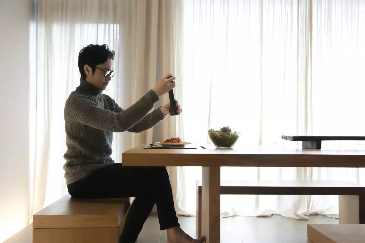 婚外情在车里约会安全吗 在车里约会外面能发现吗