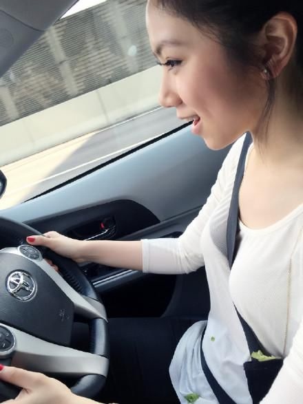 2、陈情令和道相比，哪个剧情更紧凑一些？