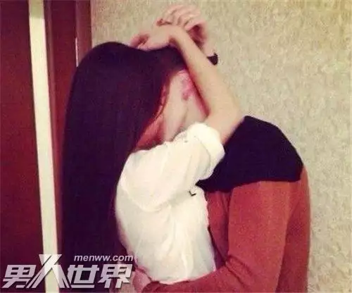 4、天蝎座的老男人会吻情人吗