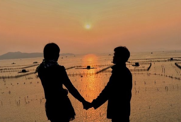 2、一个男人爱不爱你一试便知 真爱你的男人会有这四种