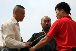 4、演员巍子个人老婆