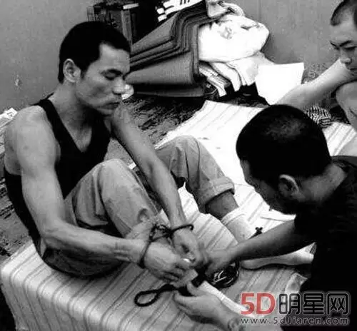 3、东北乔四爷霸占的女明星都有谁？东北乔四染指24位女明星名单