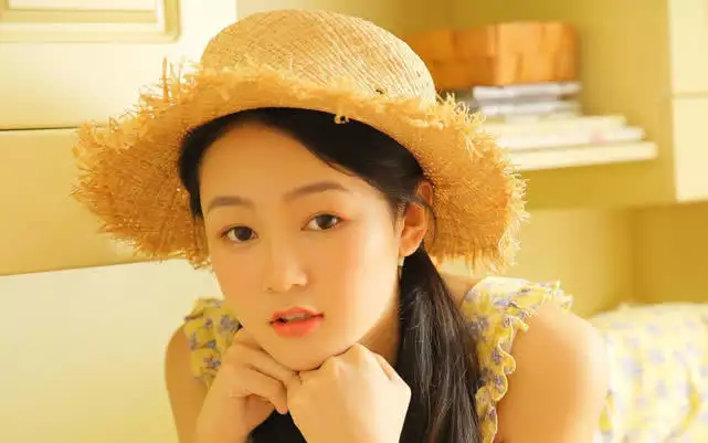 3、越看越有智慧，美丽耐看，聪明伶俐的星座女有哪些？