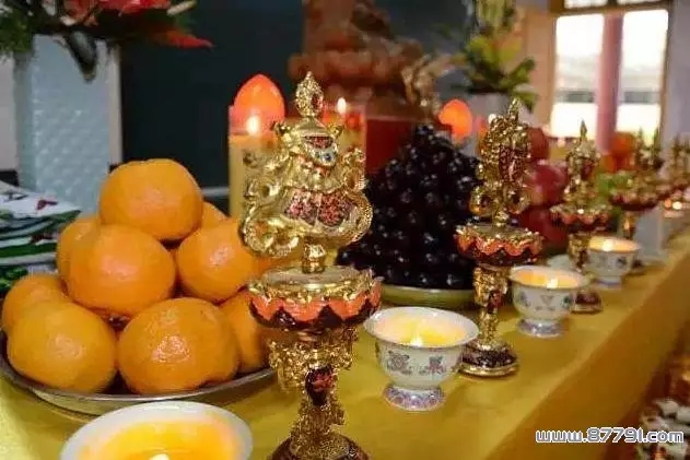 3、供品摆什么水果？