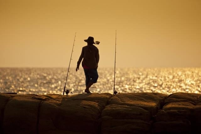 2、喜欢垂钓的男人会喜欢什么样的女人1