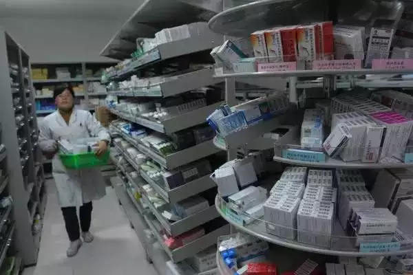 4、药店开四个月了都赔钱
