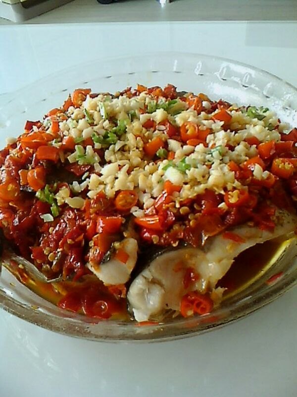 2、剁椒鱼头咋作正宗