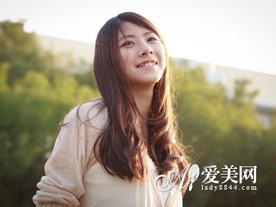 2、什么叫八字奶?