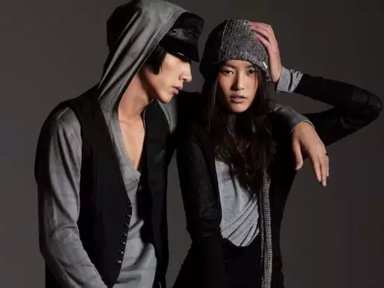 3、身边一个天蝎男对谁都挺温柔的，但对你有些霸道