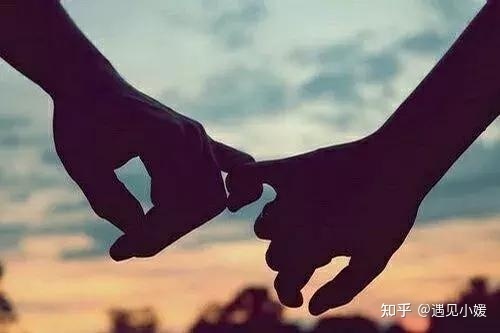 2、男人见到喜欢的人时会有什么反应？为什么呢？