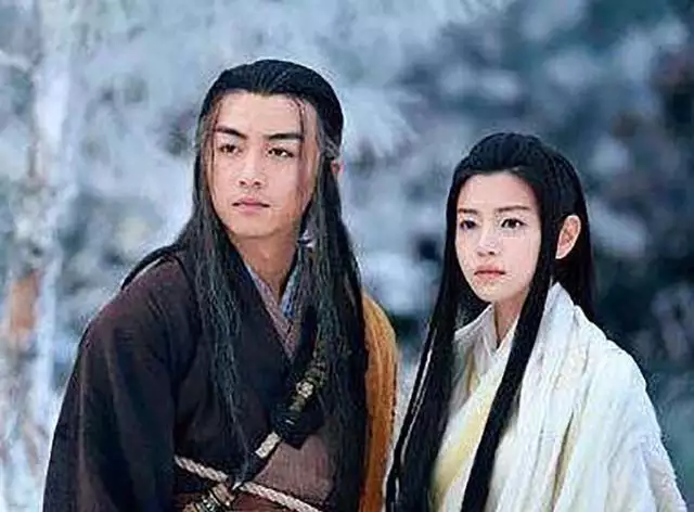 3、杨过最终还是与小龙女走到了一起，两人育有后代吗？