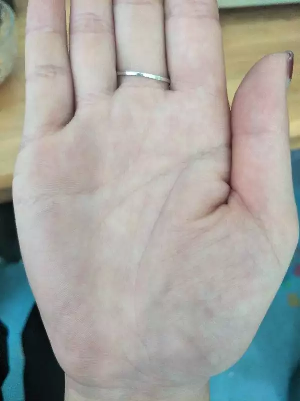 4、女人怎么看手相?