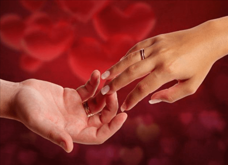 2、请高手看看生辰八字,问姻缘~~~