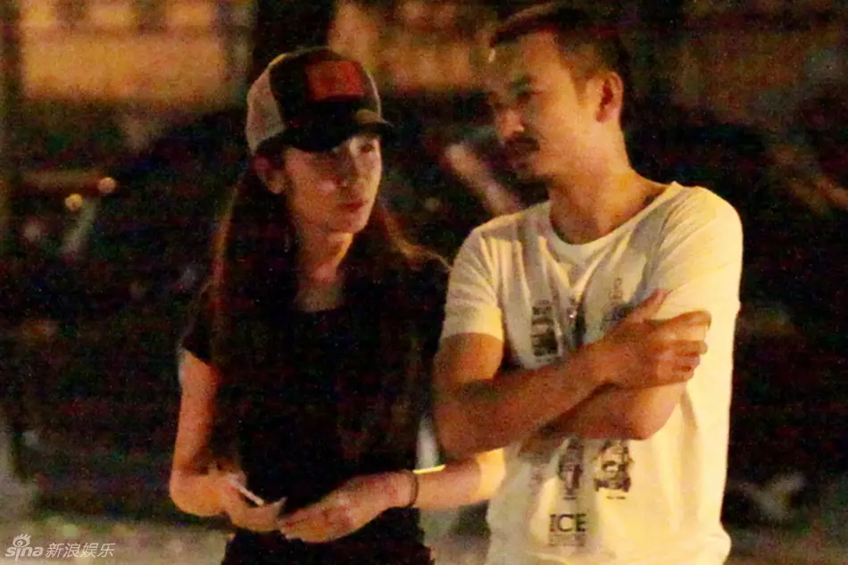 3、国内演员袁文康的出生年份是？