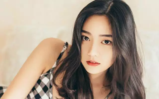 3、射手男看一眼就喜欢的女人，你知道是哪种女孩吗？