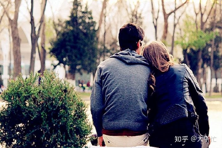 1、天蝎女出轨表现