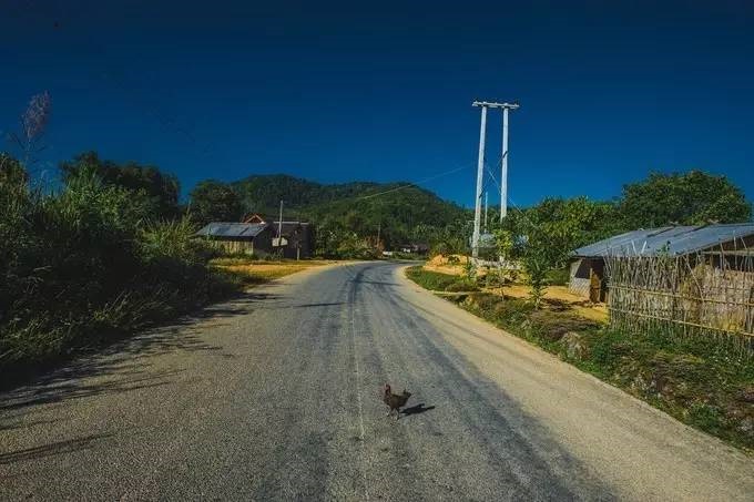2、人突然滩了走不了路是怎么回事？