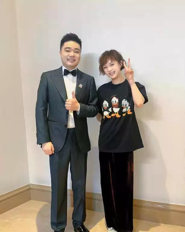 3、孙俪身高多少 孙俪比邓超矮多少