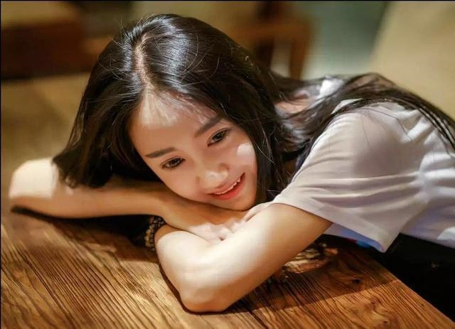 2、已婚男人喜欢你，又逃避你。