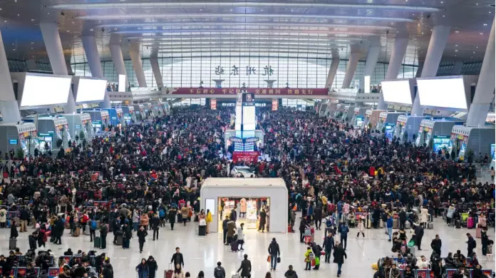 3、人山人海在十二生肖代表什么