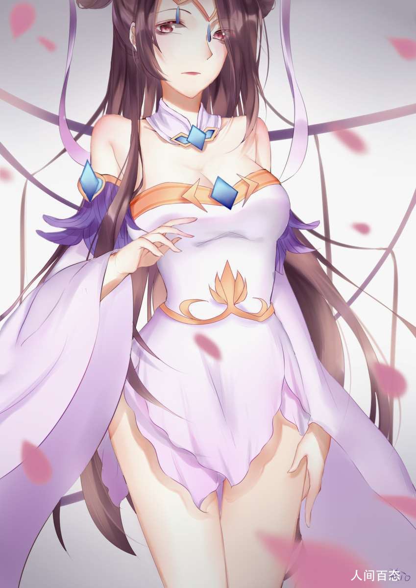 2、如何才能在**荣耀游戏上脱下所有女英雄的全衣