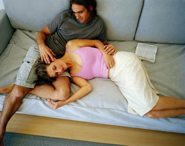 2、为什么男人喜欢亲女人下边