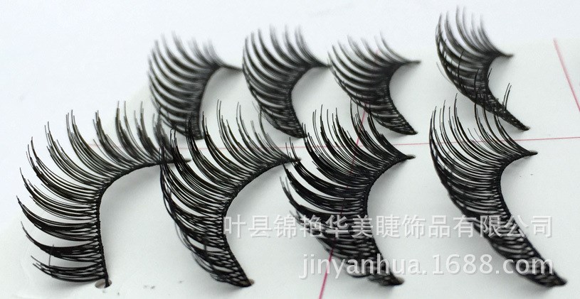 2、自己买好了睫毛去嫁接要收多少手工费？