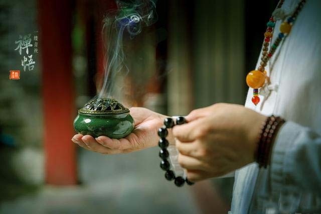 2、生活中福气满满的人，一般都有什么共同之处呢？