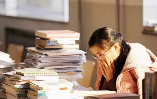 3、今年考上的研究生,之前一直联系的导师说不要我了,而我又没有联系其他导师,怎么办?