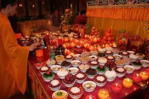 4、给已故亲人上水果供放几个？