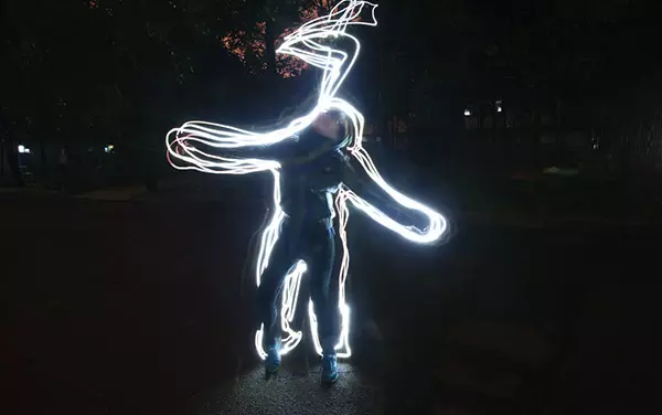 4、王诗咏提到的不痛苦死法 1如果你很有条件的 可以找专家把你变成电子人过机器人什么的 相当于你死了