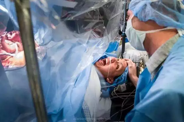 3、现在许多**都流行安乐死法！请问安乐死是什么意思？