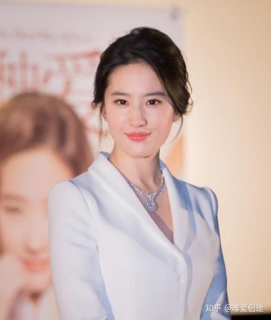 2、中国女明星颜值排行？