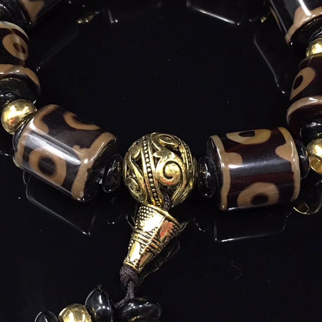 2、天珠和属相本命能佩戴一起吗