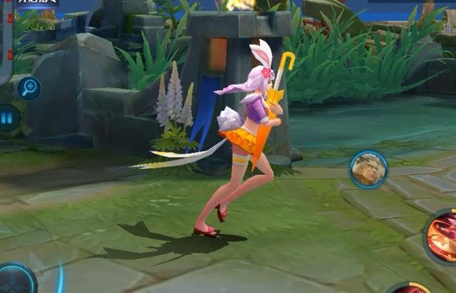 2、公孙离花间舞是不是没